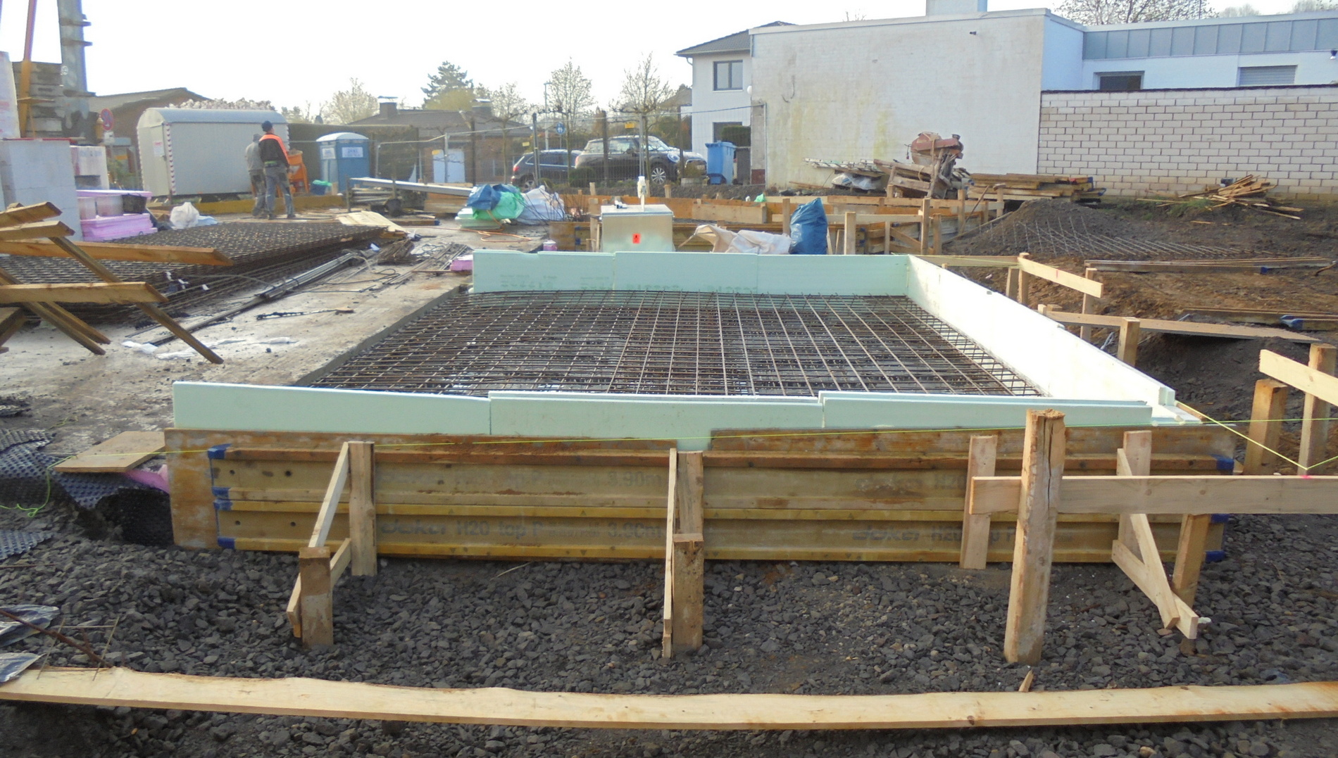 Vorbereitung Betonieren Bodenplatte EG | Artos-Haus